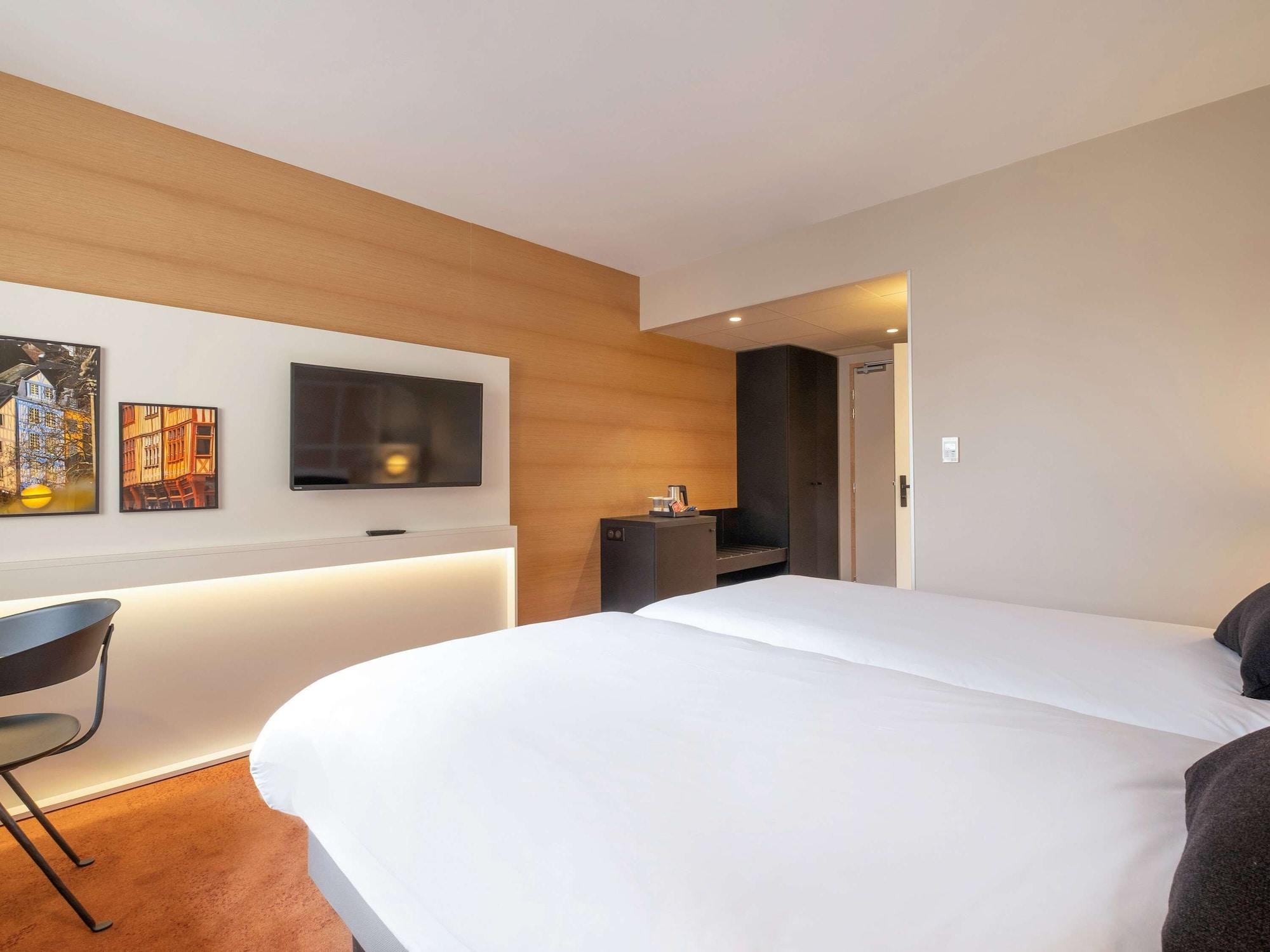 Mercure Rouen Centre Champ De Mars エクステリア 写真