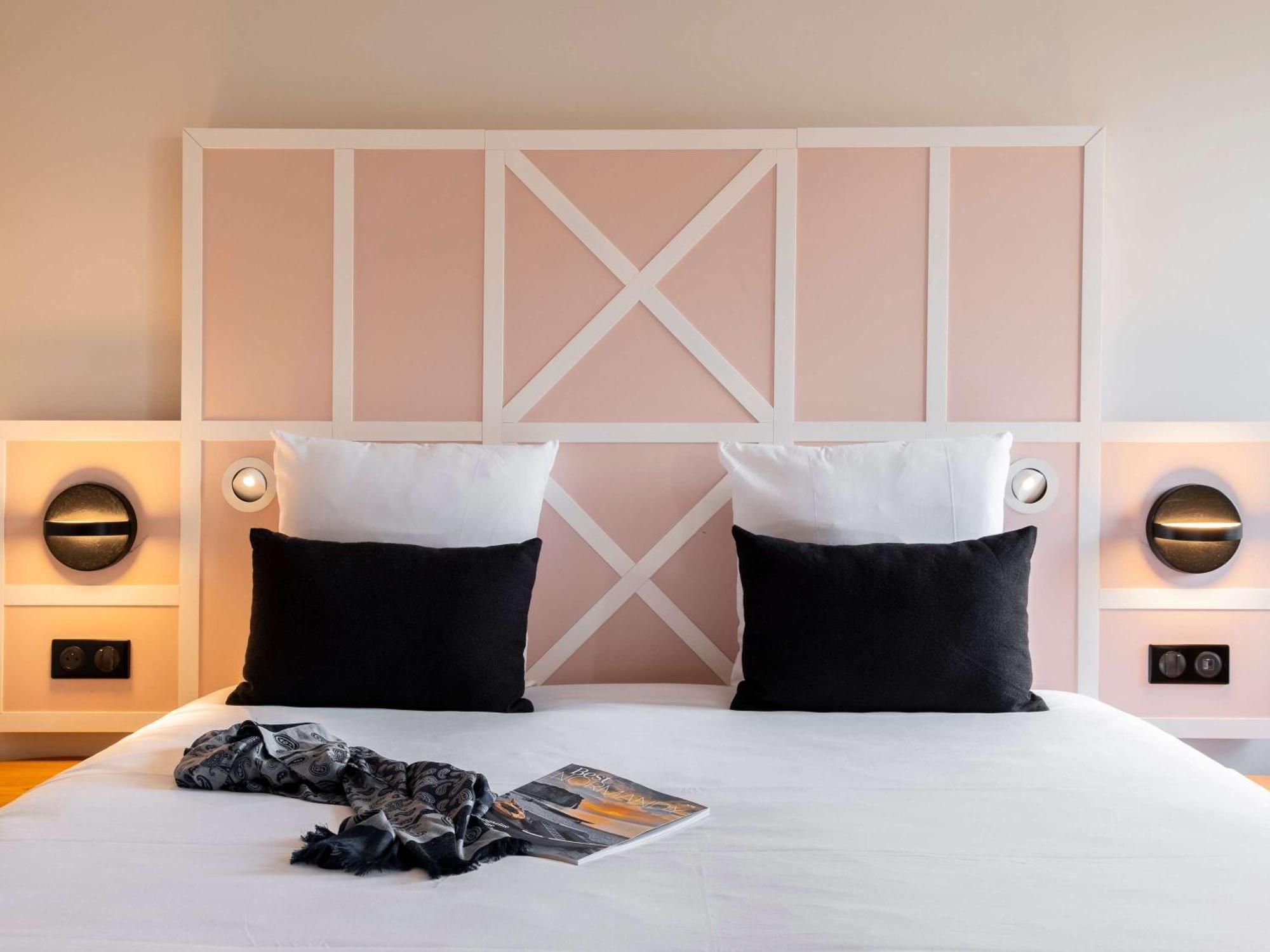 Mercure Rouen Centre Champ De Mars エクステリア 写真